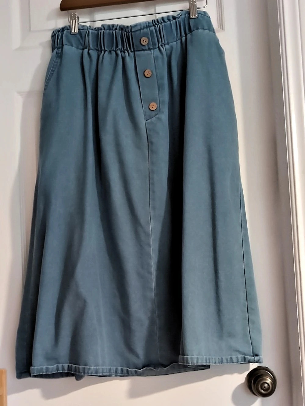 Light-weight Jean Midi Skirt